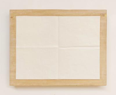 Leeres Blatt Nr.2 2019, Holz, Farbe, 25 x 34 x 4 cm 1